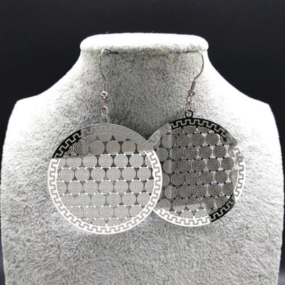 Round Silver  Geometric Pattern Drop Earrings